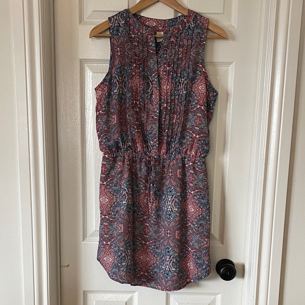 Sleeveless Patterned Dress - Red and Blue